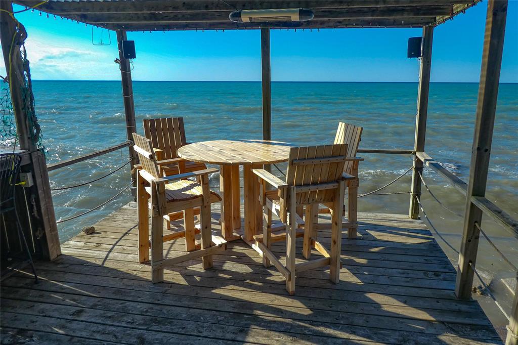 2082 LAKESHORE Road, Sarnia, Ontario, Canada