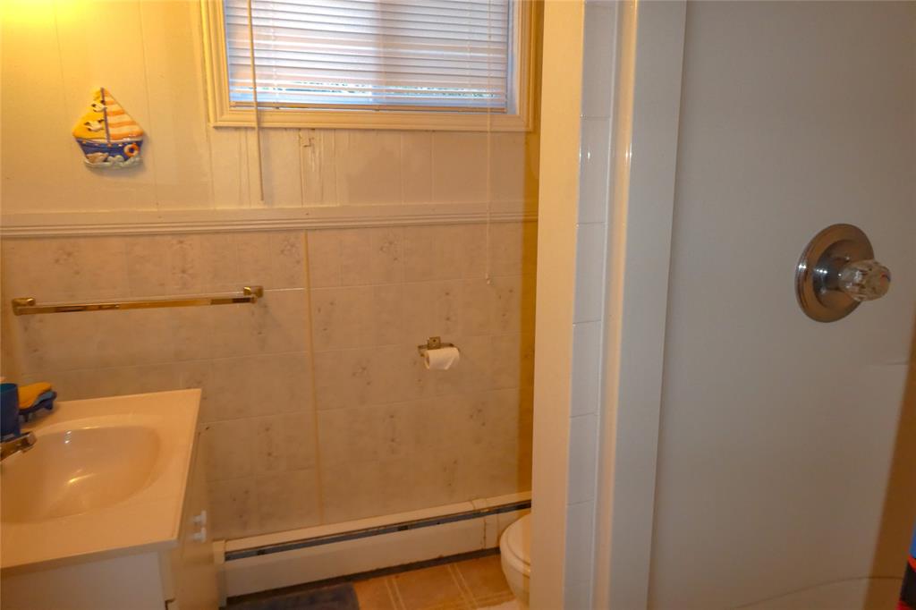 2082 LAKESHORE Road, Sarnia, Ontario, Canada