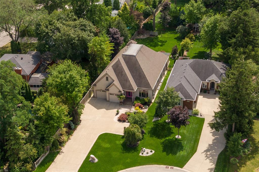 769 TUDOR Close, Sarnia, Ontario, Canada