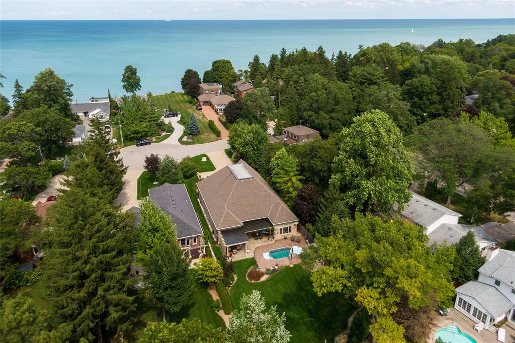 769 TUDOR Close, Sarnia, Ontario, Canada