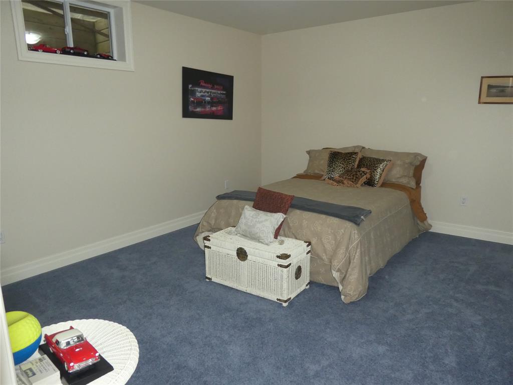 769 TUDOR Close, Sarnia, Ontario, Canada