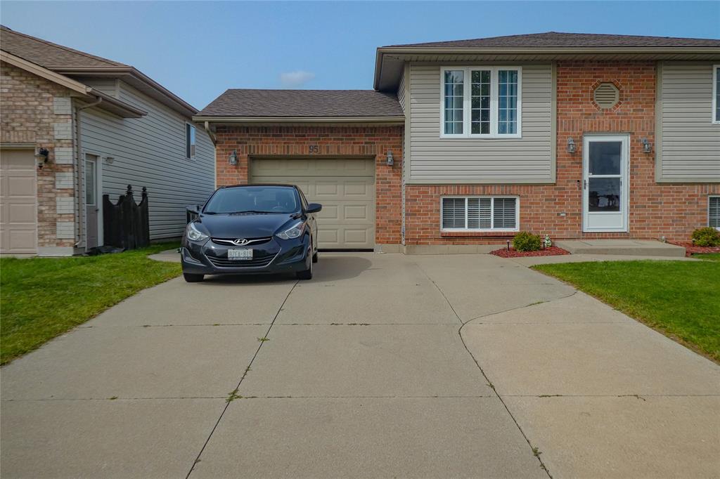 95 D ANDREA Trail, Sarnia Ontario, Canada