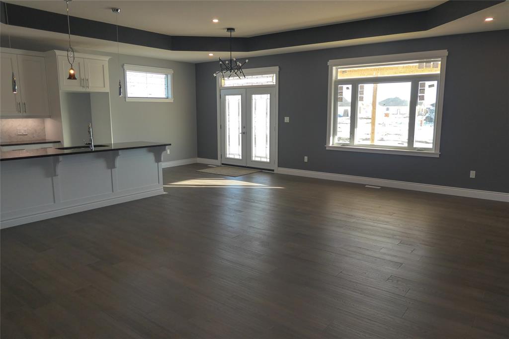 6795 GRIFFIN Drive, Plympton-Wyoming, Ontario, Canada
