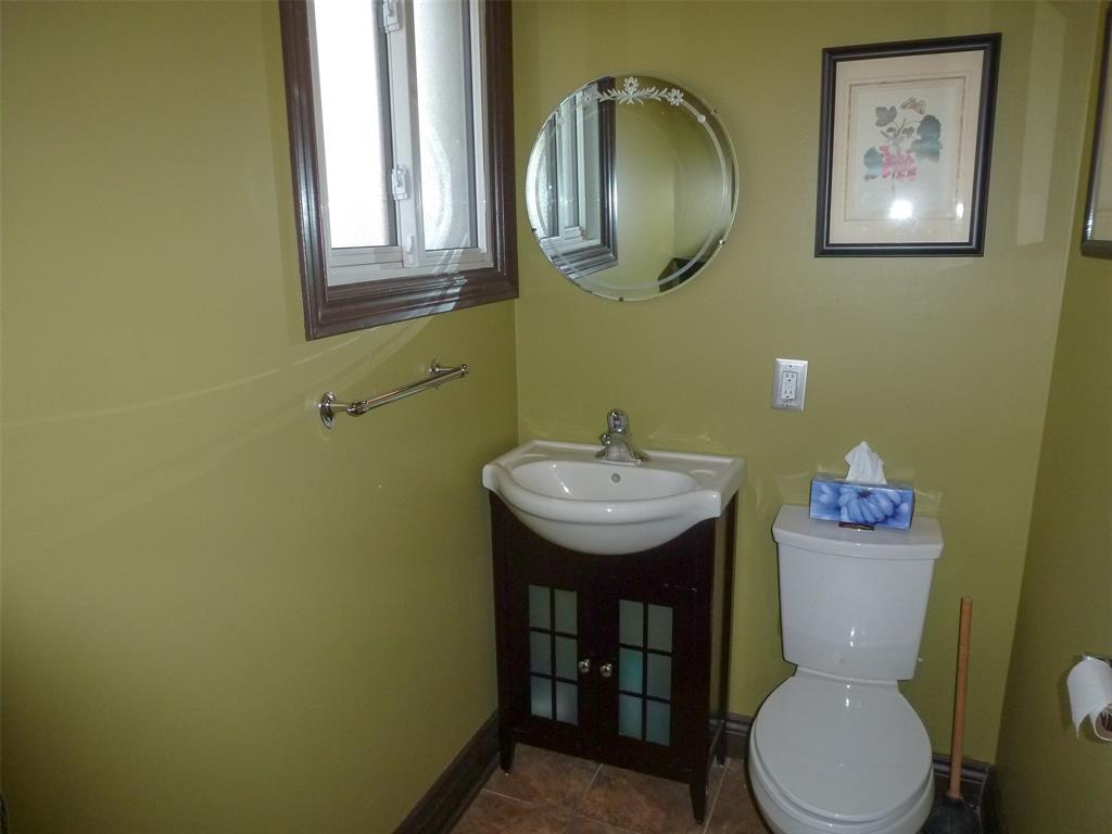 1174 COLBORNE Road, Sarnia, Ontario, Canada