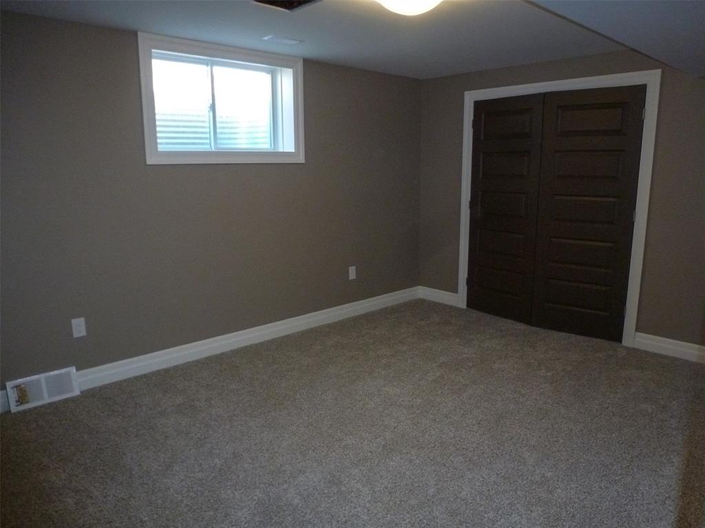 437 CHRISVALE Boulevard, Sarnia, Ontario, Canada