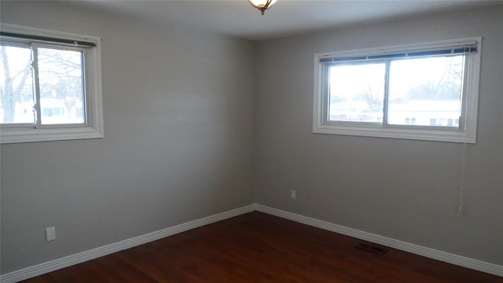 1174 COLBORNE Road, Sarnia, Ontario, Canada