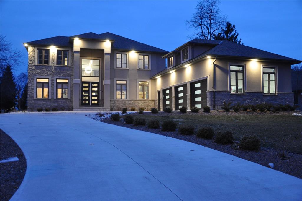2132 HURON SHORES Drive, Sarnia, Ontario, Canada