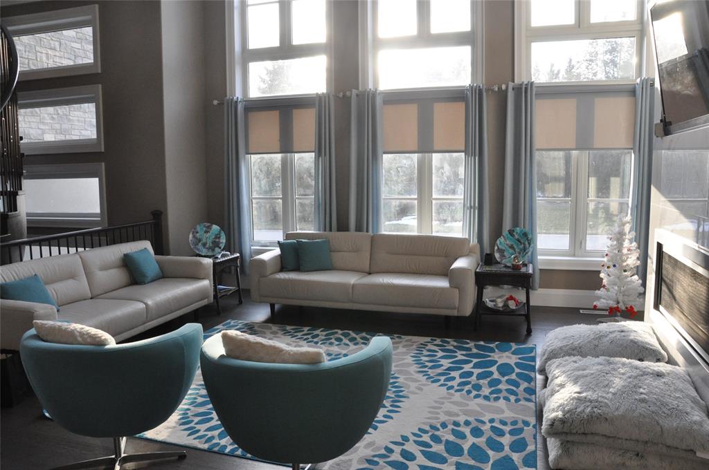 2132 HURON SHORES Drive, Sarnia, Ontario, Canada