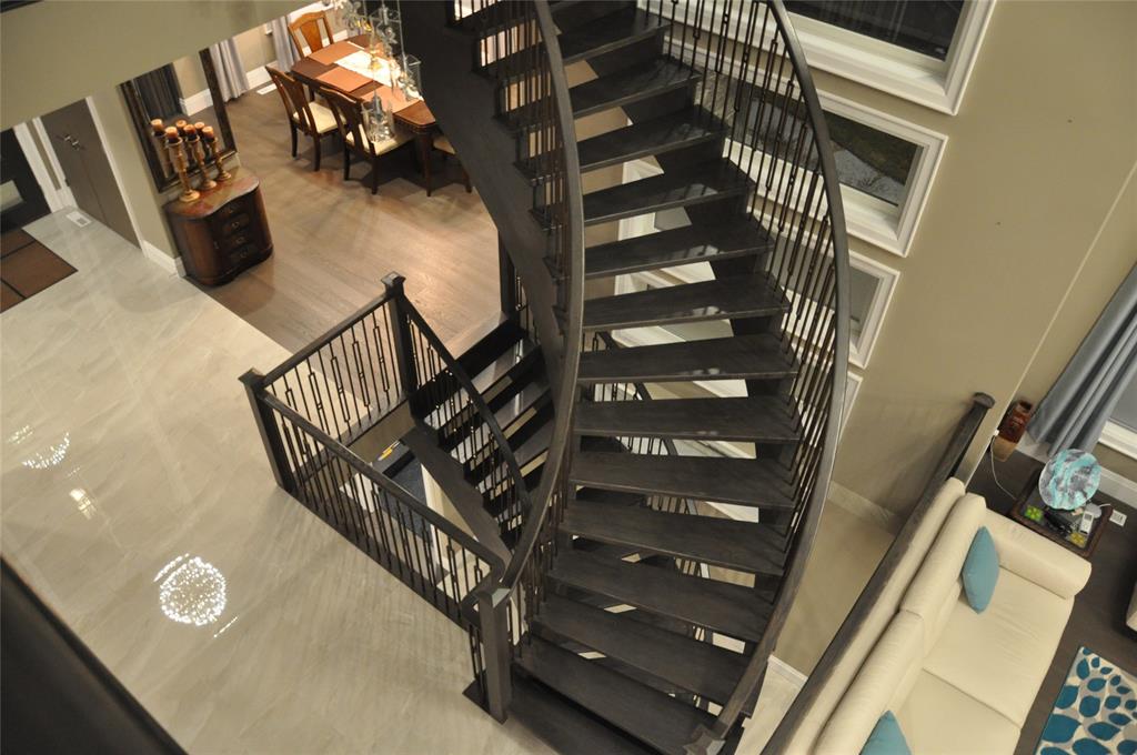 2132 HURON SHORES Drive, Sarnia, Ontario, Canada