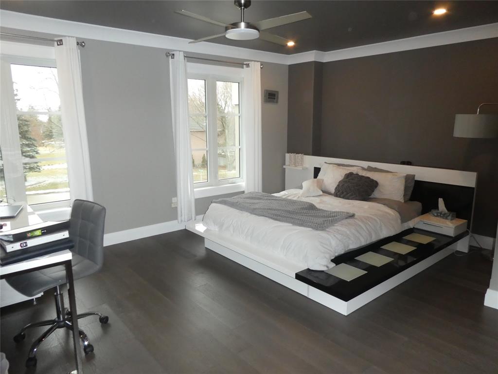 2132 HURON SHORES Drive, Sarnia, Ontario, Canada