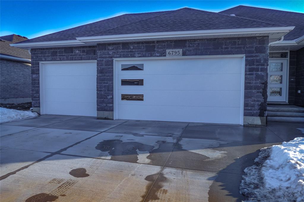 6795 GRIFFIN Drive, Plympton-Wyoming, Ontario, Canada
