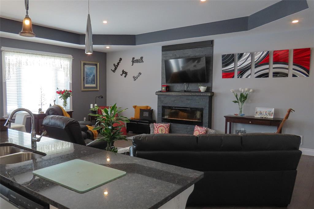 6795 GRIFFIN Drive, Plympton-Wyoming, Ontario, Canada