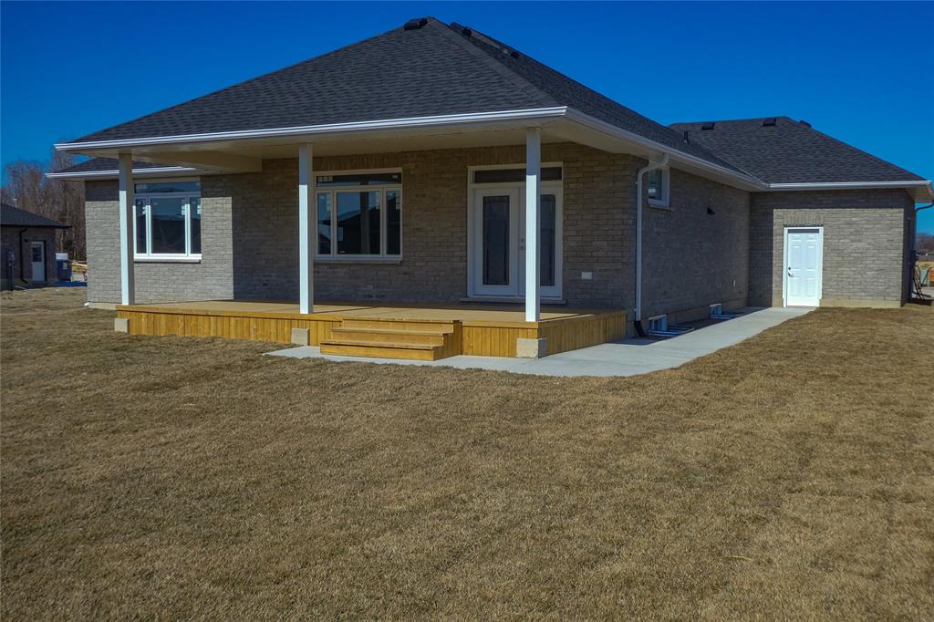 6795 GRIFFIN Drive, Plympton-Wyoming, Ontario, Canada