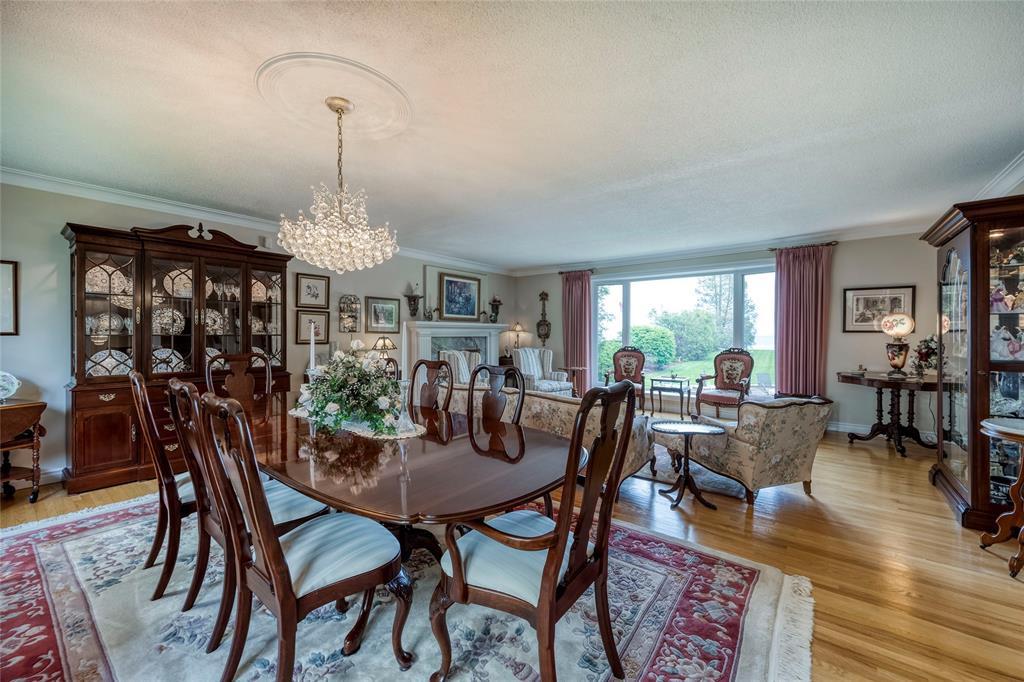 2327 PASSINGHAM Drive, Sarnia, Ontario, Canada