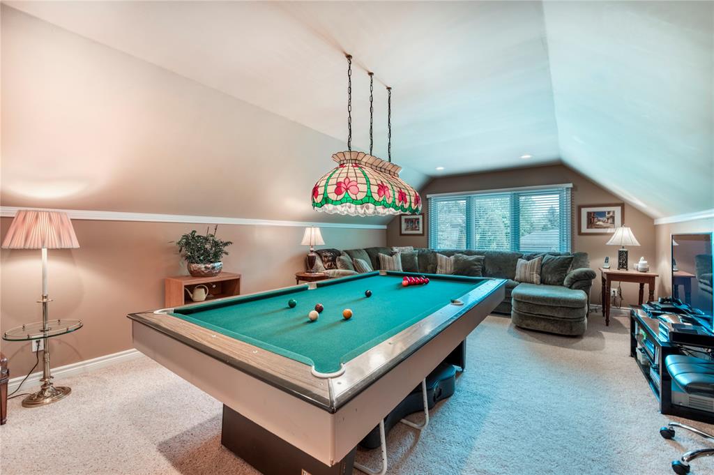 2327 PASSINGHAM Drive, Sarnia, Ontario, Canada