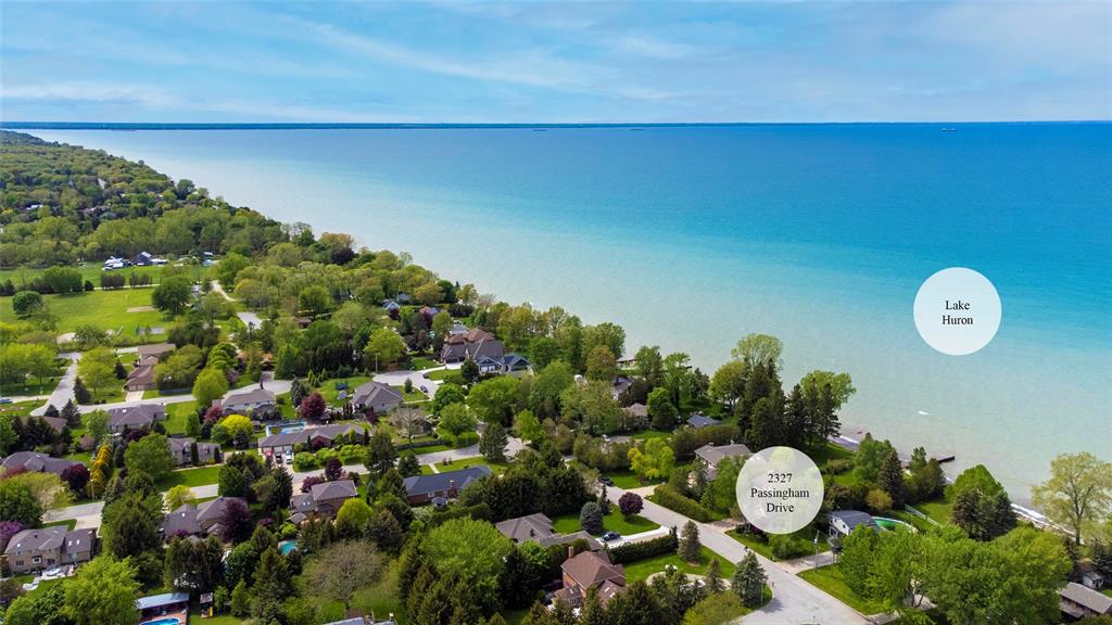 2327 PASSINGHAM Drive, Sarnia, Ontario, Canada