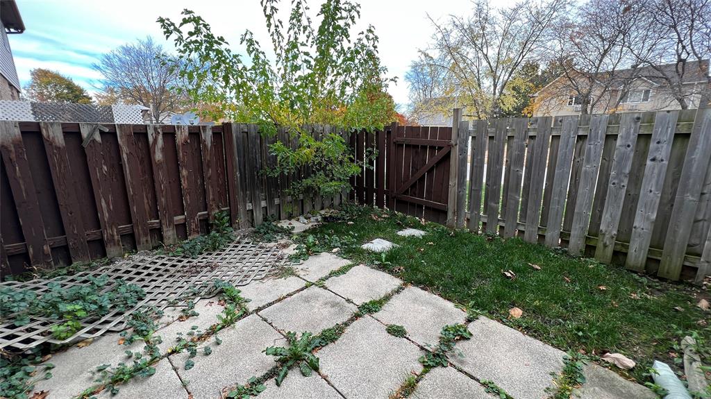 784 KIPLING Street Unit# 42, Sarnia, Ontario, Canada