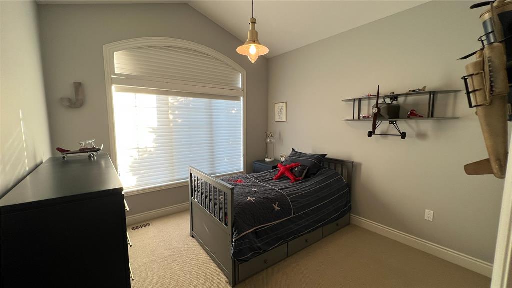 524 GLEN ABBEY Drive, Sarnia, Ontario, Canada