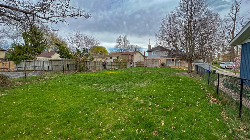 2482 HAMILTON Road, Sarnia, Ontario, Canada