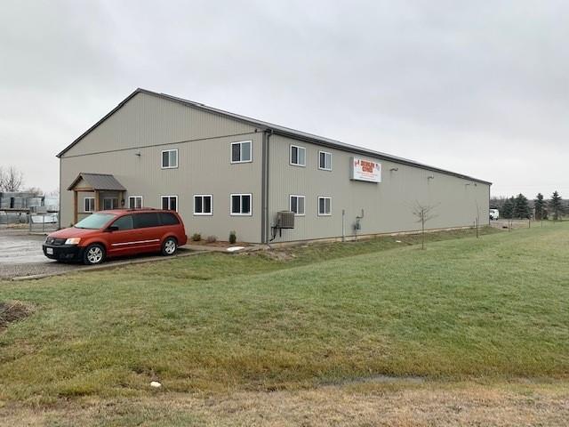 4426 VANDERWAL Drive, Petrolia, Ontario, Canada