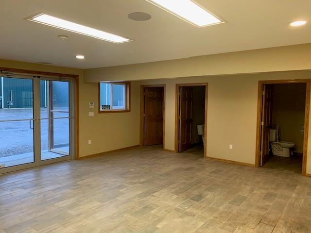 4426 VANDERWAL Drive, Petrolia, Ontario, Canada
