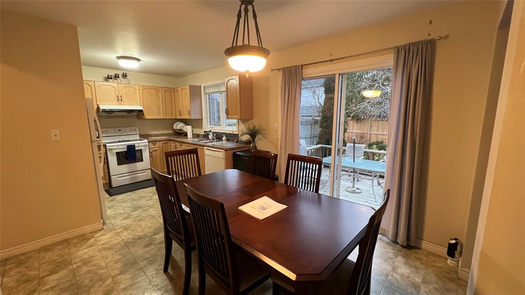1923 BEACHWOOD Avenue, Sarnia, Ontario, Canada