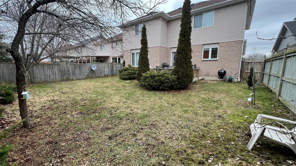1923 BEACHWOOD Avenue, Sarnia, Ontario, Canada