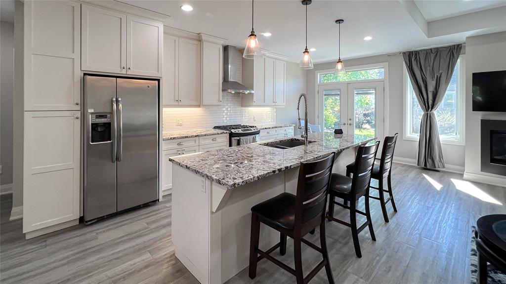 433 AUTUMN BREEZE Drive, Sarnia, Ontario, Canada