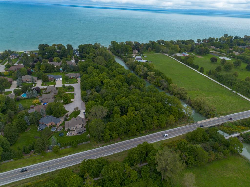 LOT 1 HURON SHORES Drive, Sarnia, Ontario, Canada