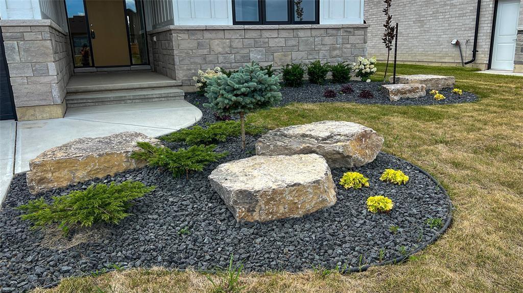 3543 PAUL Crescent, Plympton-Wyoming, Ontario, Canada photo 2