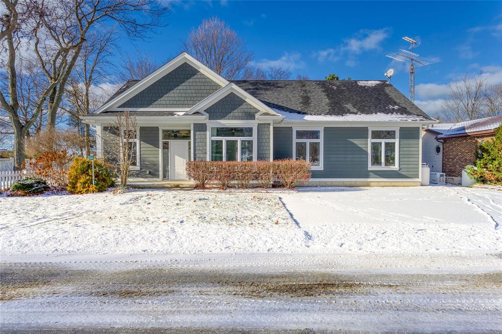 5144 CEDARVIEW Drive, Lambton Shores, Ontario, Canada photo 2