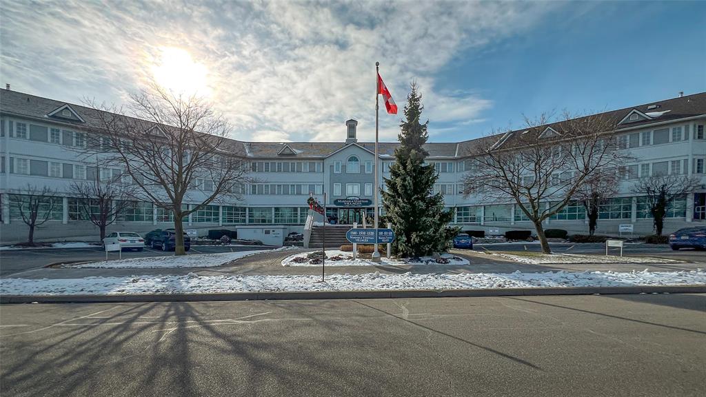 1520 VENETIAN Boulevard Unit# M-212, Point Edward, Ontario, Canada photo 2