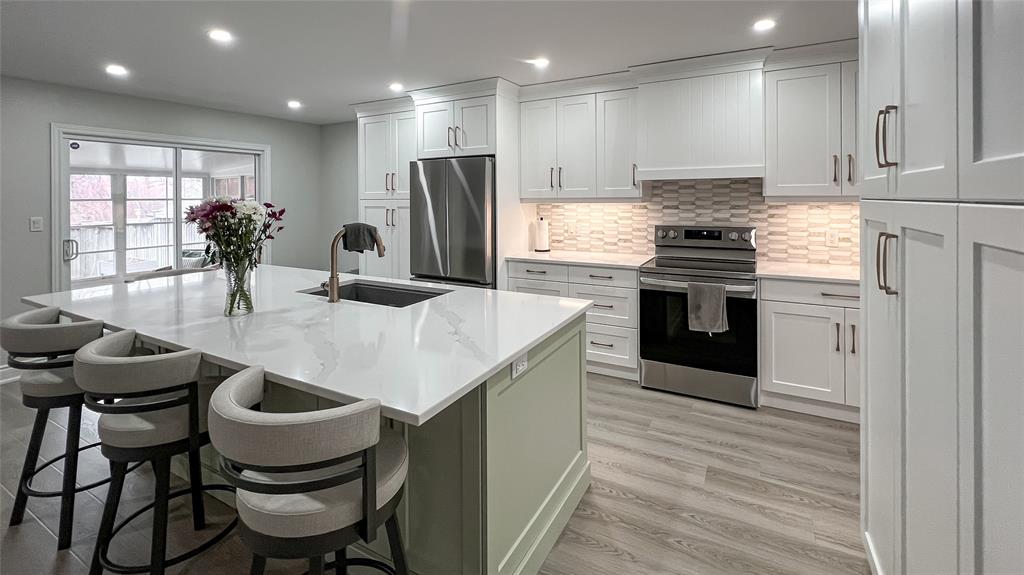 136 AUGUSTA Boulevard, Sarnia, Ontario, Canada photo 11