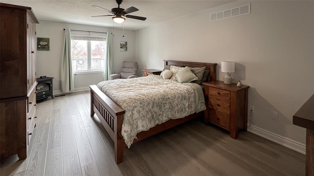 136 AUGUSTA Boulevard, Sarnia, Ontario, Canada photo 17