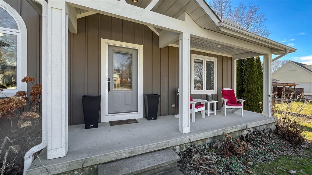 8447 KEITH Street, Lambton Shores, Ontario, Canada photo 2