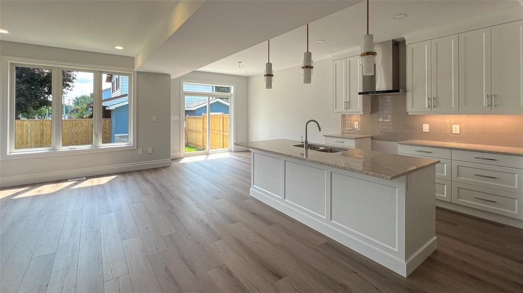 365 VICTORIA Avenue, Point Edward, Ontario, Canada photo 4