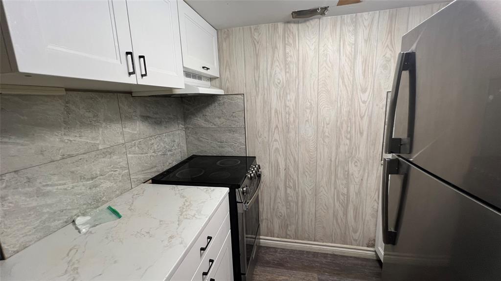 964 CHAMPLAIN Street Unit# (LOWER APT.), Sarnia, Ontario, Canada photo 6