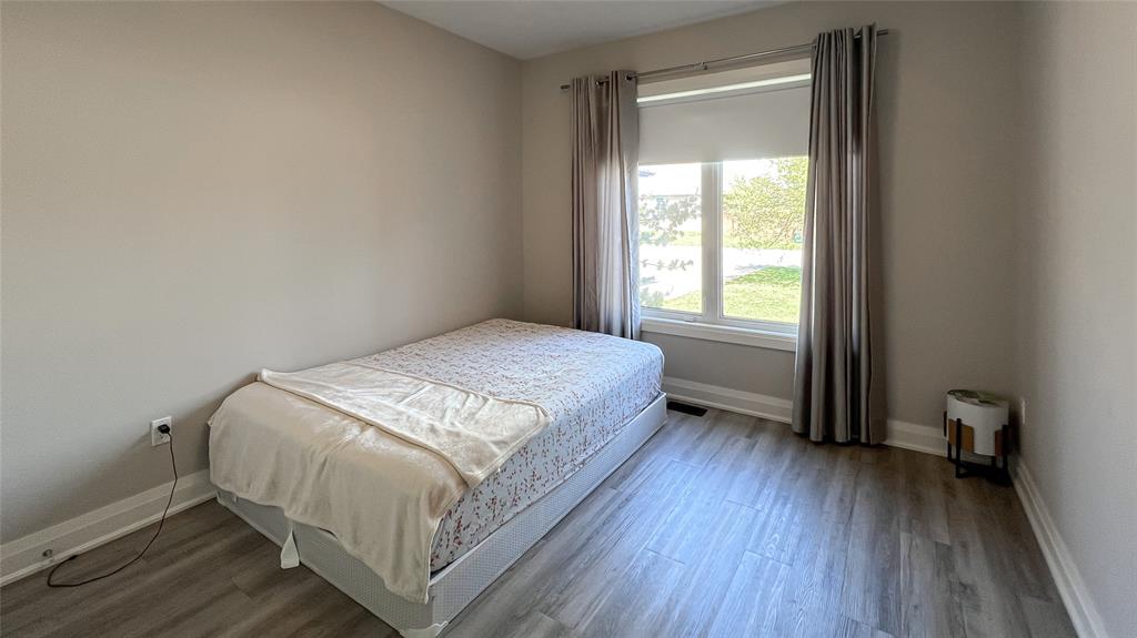 433 AUTUMN BREEZE Drive, Sarnia, Ontario, Canada photo 16