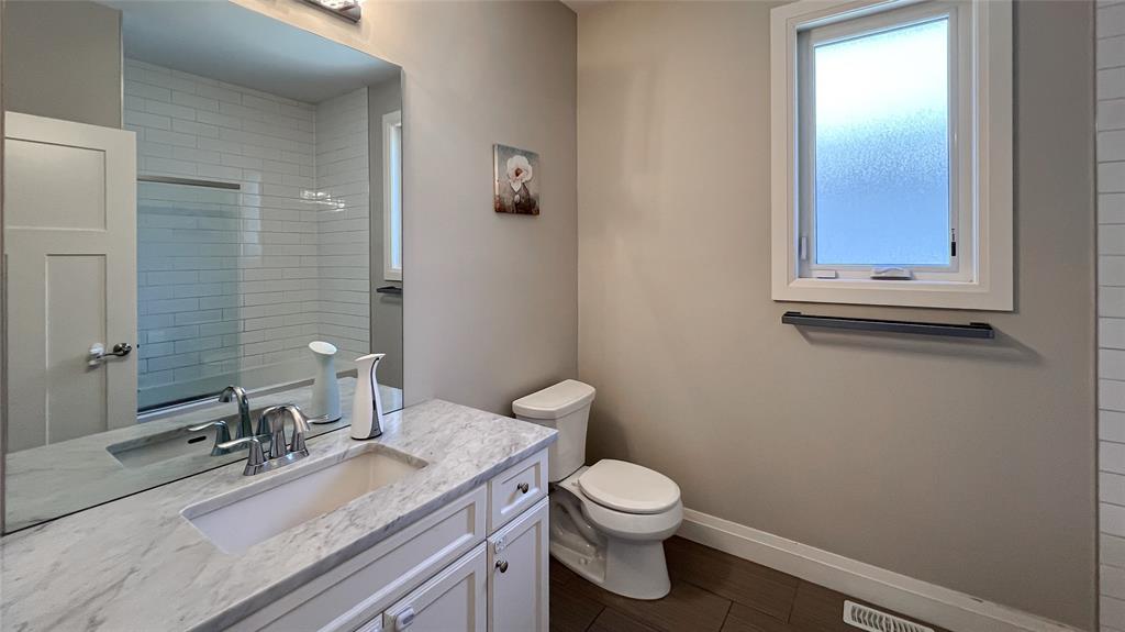 433 AUTUMN BREEZE Drive, Sarnia, Ontario, Canada photo 17