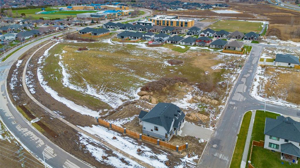 701 NICOLINA Way, Sarnia, Ontario, Canada photo 30