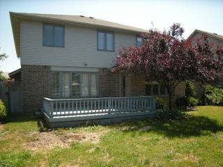 3052 MAIDSTONE CRES, Sarnia, Ontario, Canada