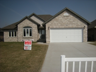 316 MEHTA CRT, Sarnia, Ontario, Canada