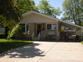 781 RETLAW DR, Sarnia, Ontario, Canada