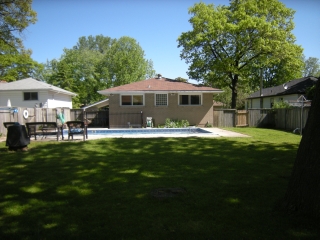 781 RETLAW DR, Sarnia, Ontario, Canada