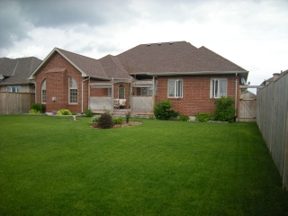 517 WHEATLEY DR, Sarnia, Ontario, Canada