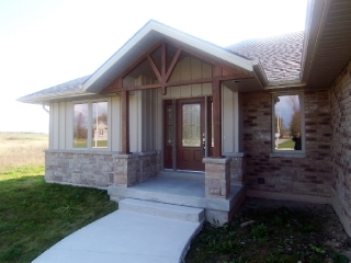 3984 CULLEN DR, Plympton-Wyoming, Ontario, Canada
