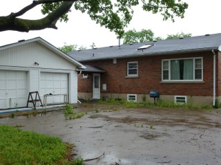 145 CAPEL ST, Sarnia, Ontario, Canada