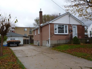 676 ELIZABETH AVE, Sarnia, Ontario, Canada