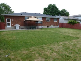 1109 SALISBURY ST, Sarnia, Ontario, Canada