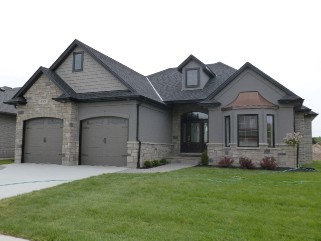 589 WHEATLEY DR, Sarnia, Ontario, Canada